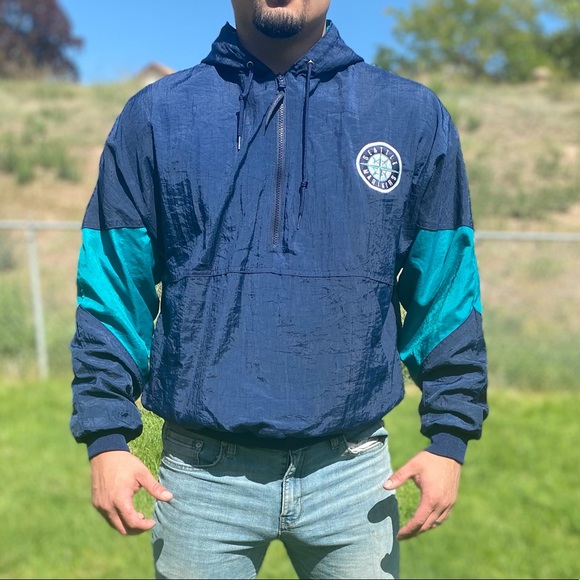 Vintage Quarter-Zip - Picture 3 of 7